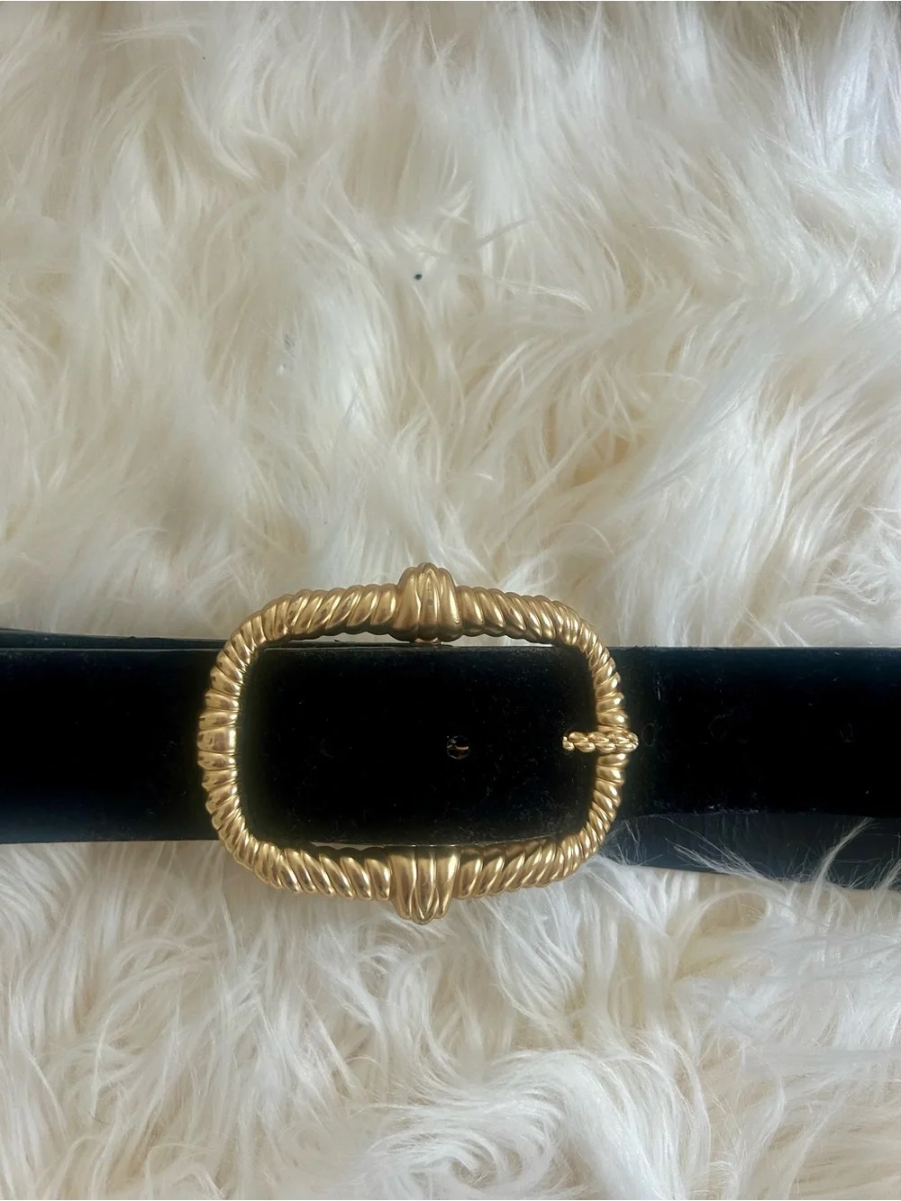 NWOT Zara Black Velvet Gold Hardware Belt